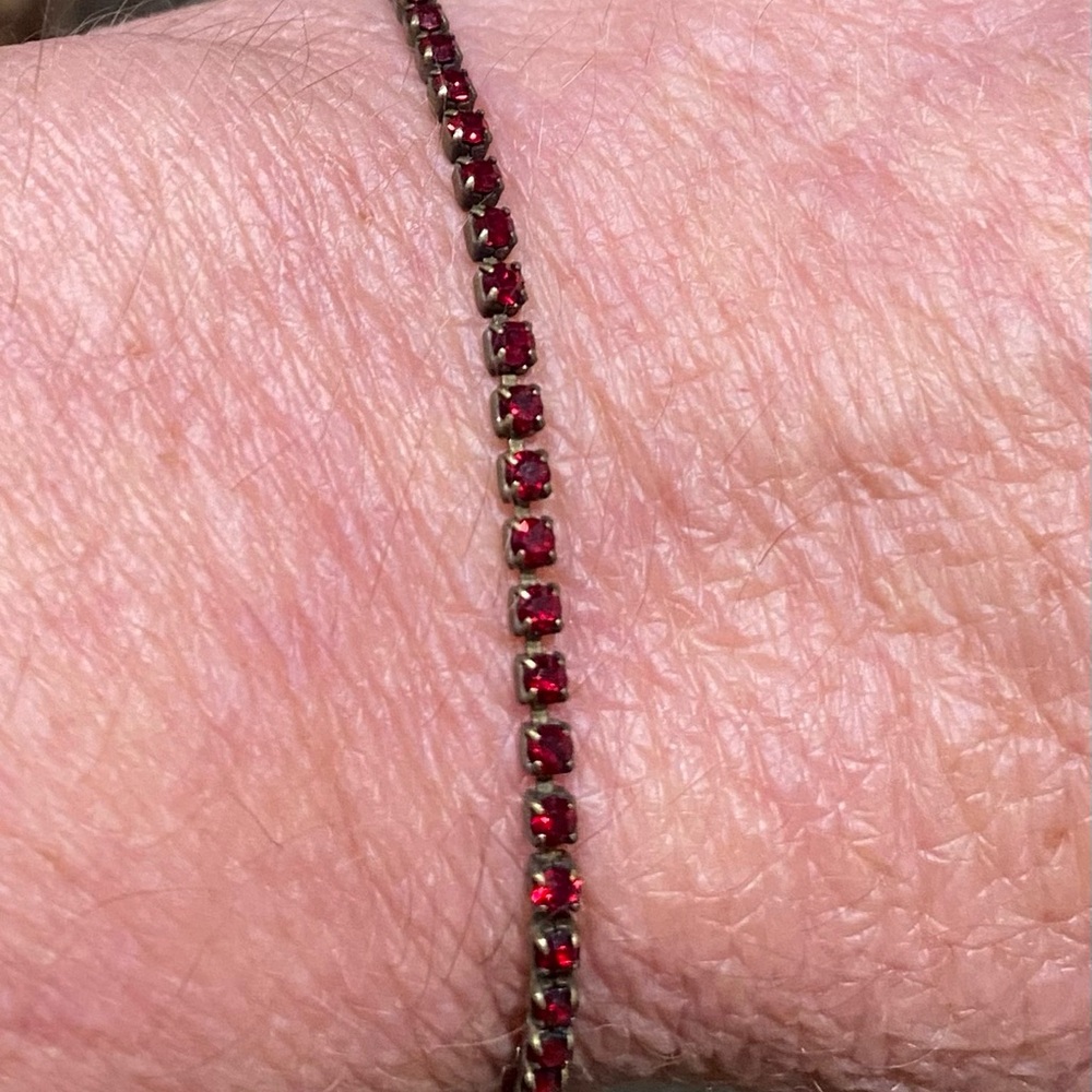 Vintage Liz Palacios Dainty Gold Tone Bracelet - Picture 2 of 16